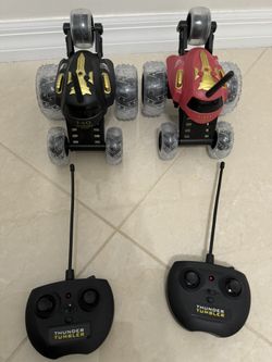 Black FAO Schwarz Thunder Tumbler  Remote Control Car