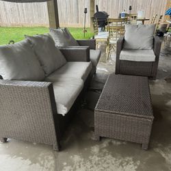 Outdoor Furniture Set – Good Condition  
