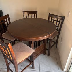 Dinning Room Table  (Hightop) 