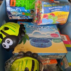 Kids Water Toys, Pools, balloons.