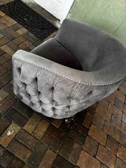 Very comfy chair