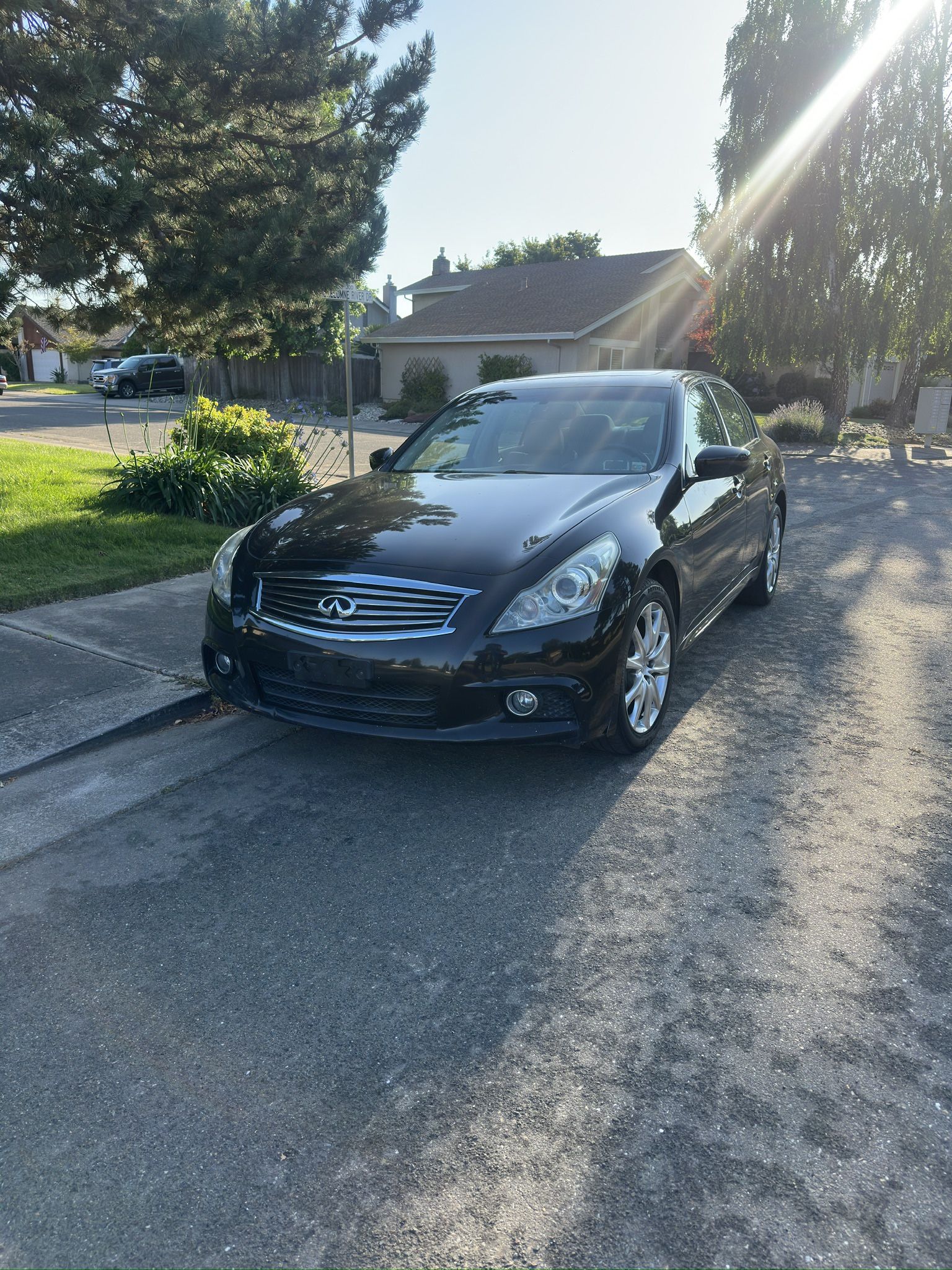 2010 Infiniti G37