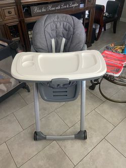 Graco Baby High Chair with Tray