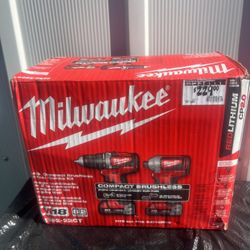 Milwaukee M18 18V Lithium-Ion Brushless Cordless Compact Drill/Impact Combo Kit (2-Tool) W/ (2) 2.0Ah Batteries, Charger & Bag