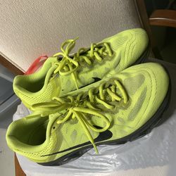 Size 10 Nikes 