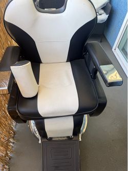 Barber chair