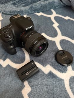 Sony DSLR Camera (SLT A58) with Lens and Battery