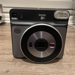 Fujifilm Square SQ6 Instant Camera 