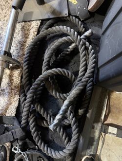 Titan battle exercise rope.