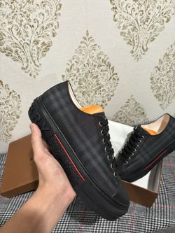 Burberry Converse