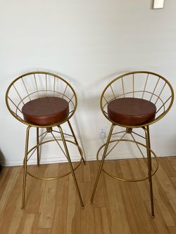 Like-new Bar Stools