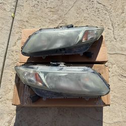 2013 Honda Civic Headlight Assemblies – Driver & Passenger Side
