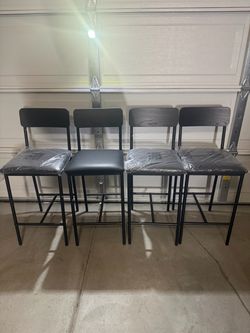 Set of 4 Black Bar Stools