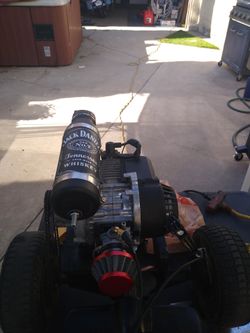 Gas powered skateboard