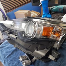Headlight L