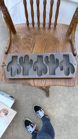 Lodge Cast Iron Pan