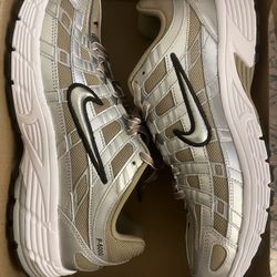 Men’s Running Shoe