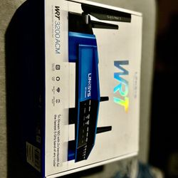Linksys Wi-Fi Router WRT 3200 ACM Like New