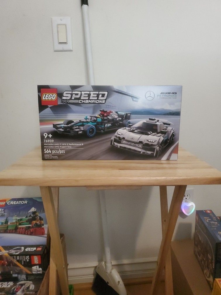 Lego Speed Champions Mercedes-amg F1 W12 E Performance & Mercedes- Amg Project One 76909