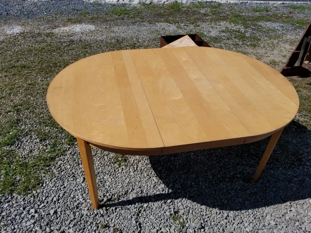 IKEA Jussi round kitchen dining table 46", 64" w/ leaf for Sale in