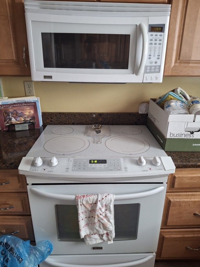 Stove Refrigerator Microwave Dishwasher 🤗🤗🏠