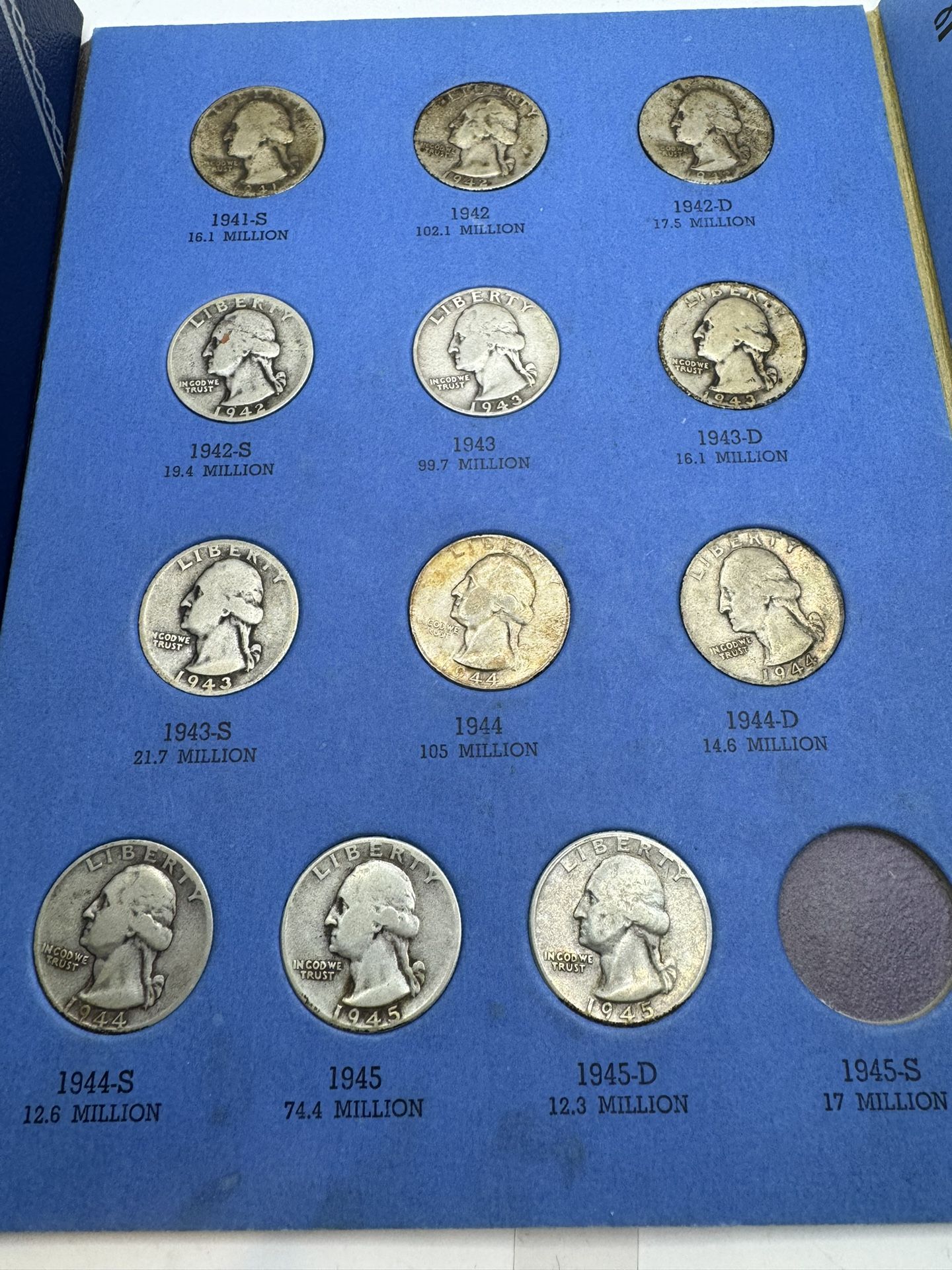24 90% Silver Washington Quarter Coins From 1934 To 1945 With Album