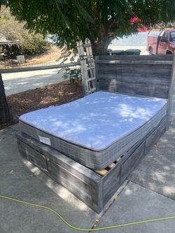 Queen size mattress w/ frame