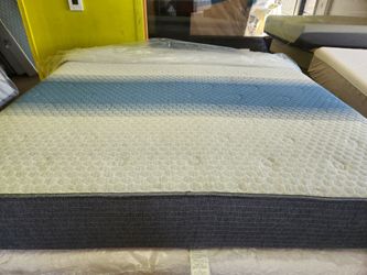Mattress and box spring king size