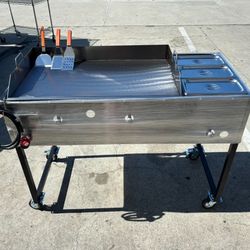 Plancha De 36” En Especial Con 3 Charolas I Con Mangera I Patas Desmontables I Con Mangera Nuevo