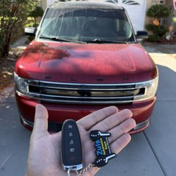 Car Key. Llaves Para Carros. Autos. Controles. Fob.