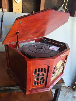 Vintage-Style Wooden Turntable Stereo System