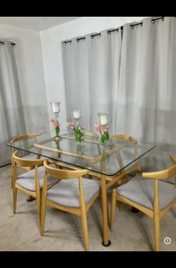 MCM Scandi Minimalistic Glass top Dining Table With 6 Chairs  / Moderno Comedor Con Mesa De Vidrio Y 6 Sillas 