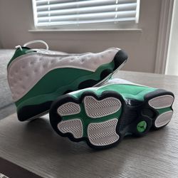 Air Jordan 13 Retro “ Lucky Green”