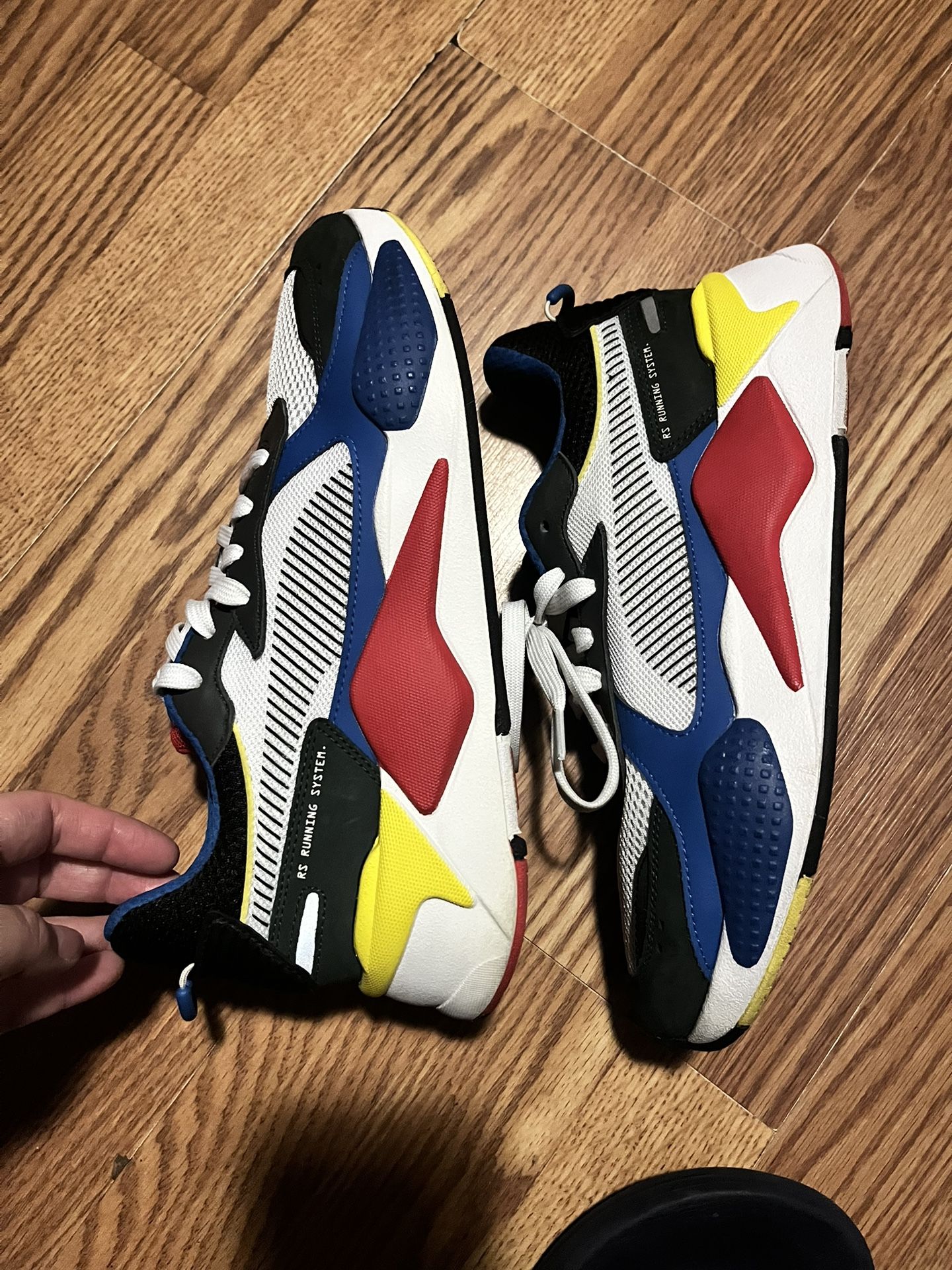 PUMA RS-X Toys Men Sz 9 Sneaker Shoe White Yellow Red Black Suede 369449-02 EUC