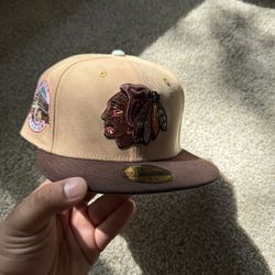 New Era Blackhawks Fitted Hat