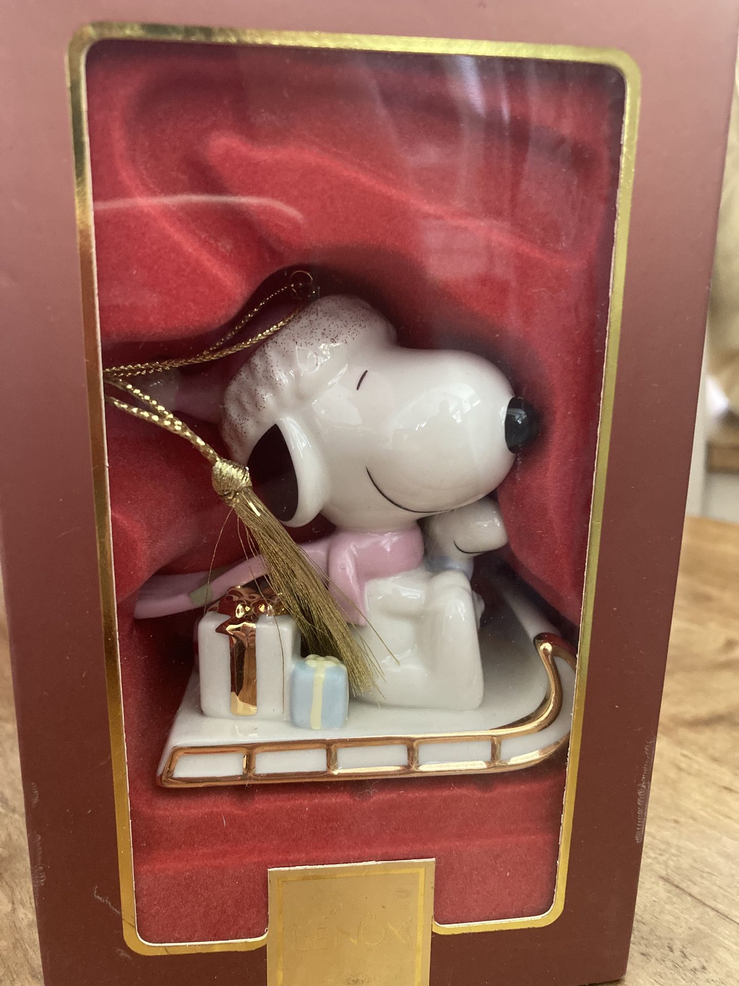 2002 Lenox Snoopy's Sledding Adventure Fine China Christmas Ornament With 24K Gold Accents