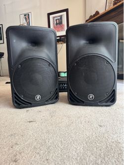 Pair (2) of Mackie C200’s - 500 watts $225/each  OR both for
