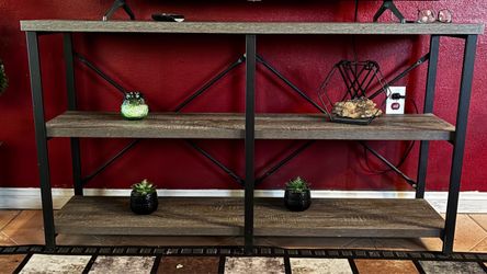 55” TV STAND