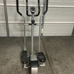 Sunny Health And Fitness Elliptical 