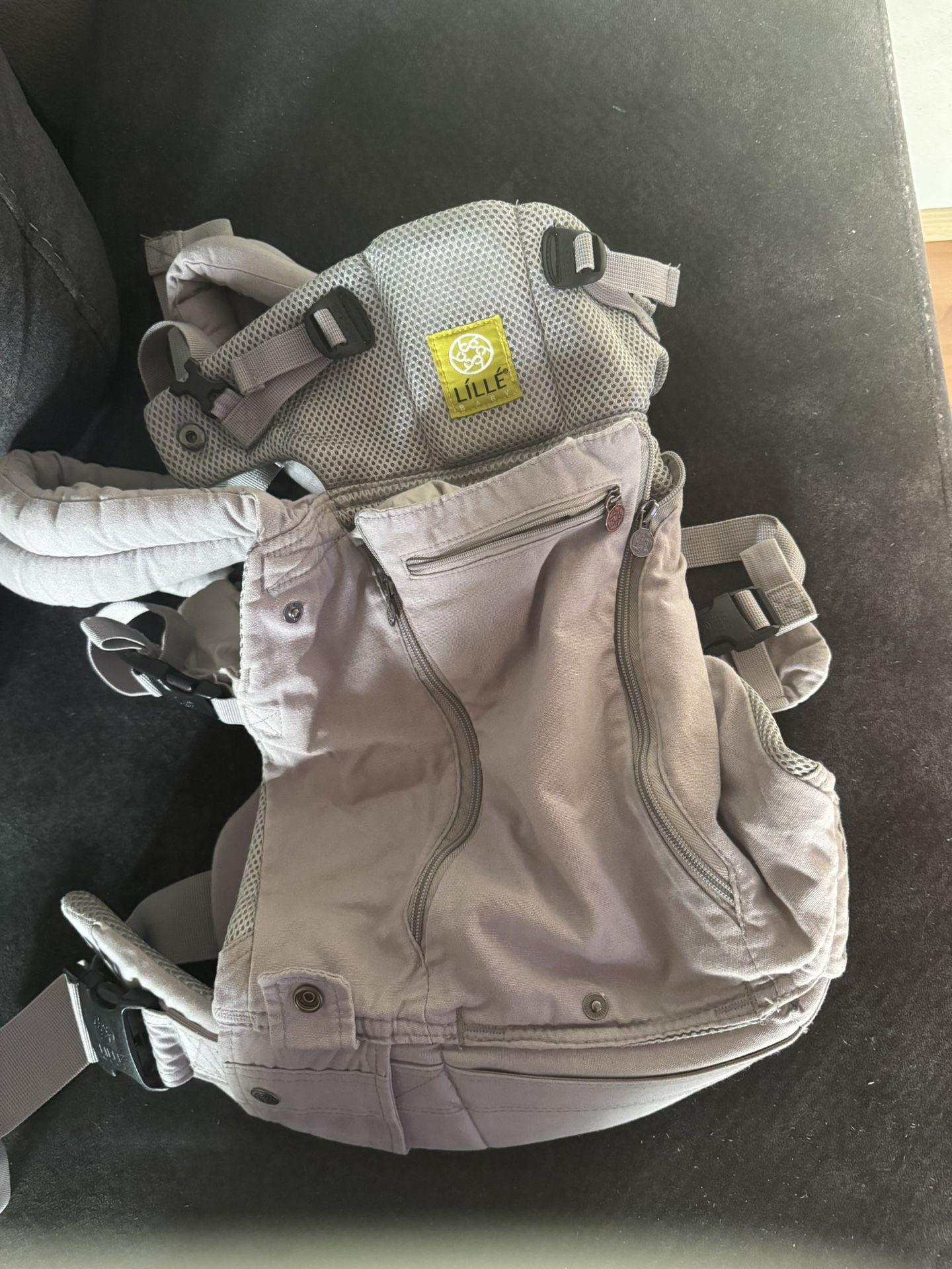 LilléBaby Baby Carrier