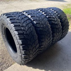 Mud M/T Tires LT35x12.50/17” Crossewind 