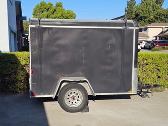 Enclosed 6x8 trailer with rack on top