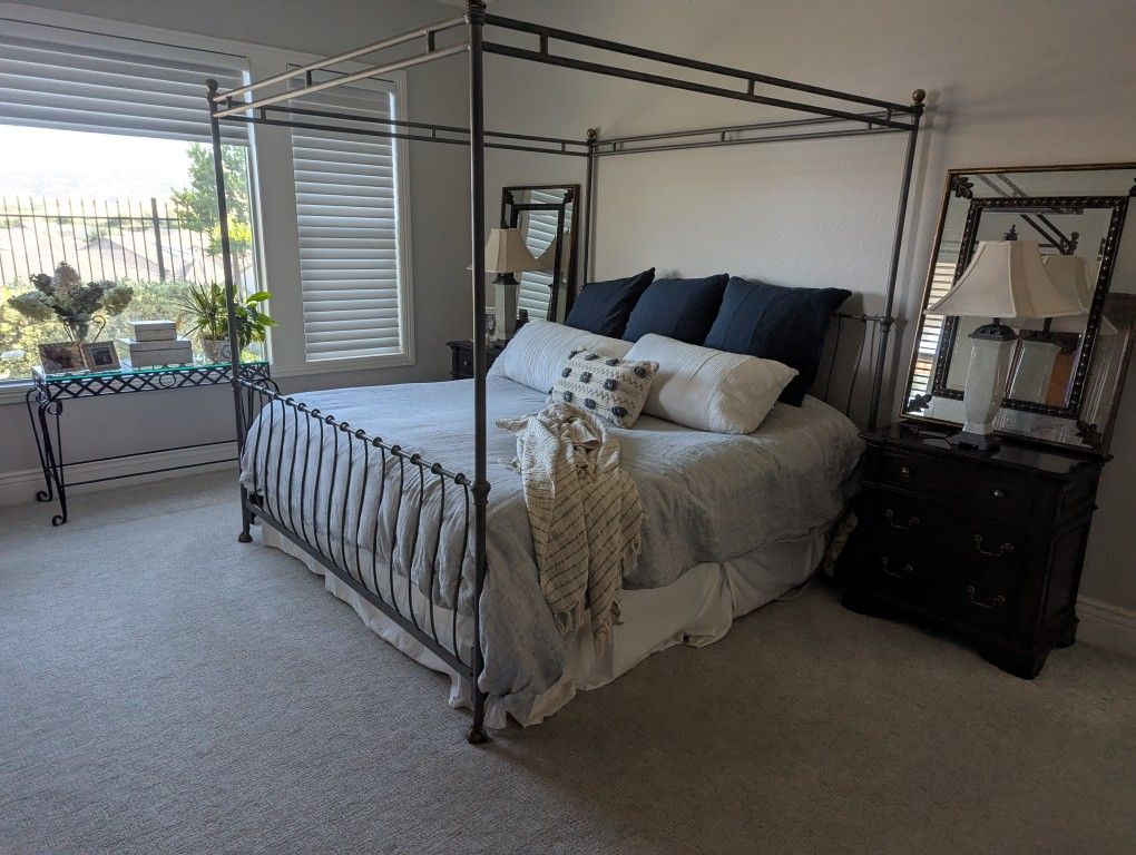 Canopy Sleigh Bed Frame 
