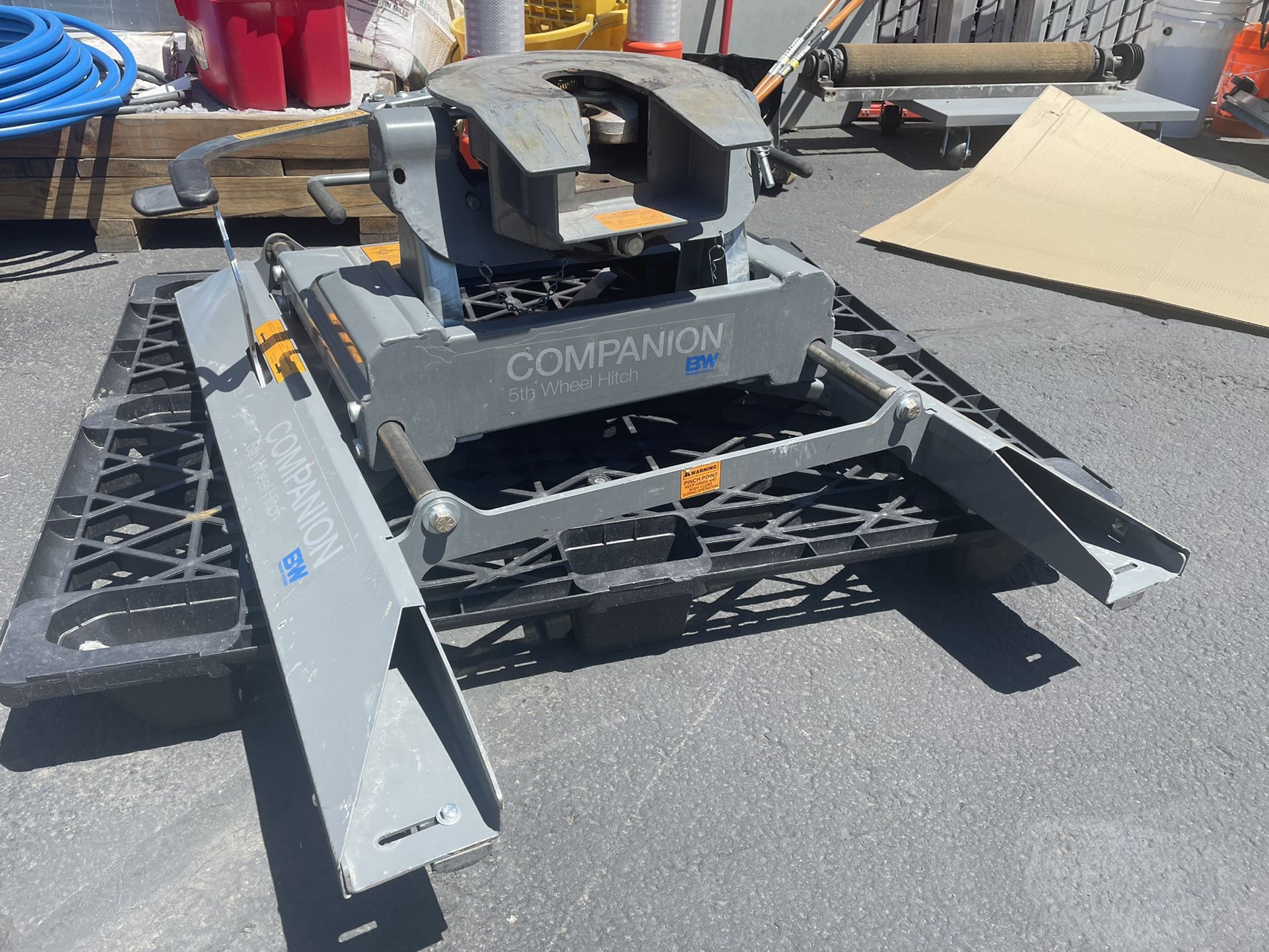 5th Wheel Hitch B&W Champion RVK3500