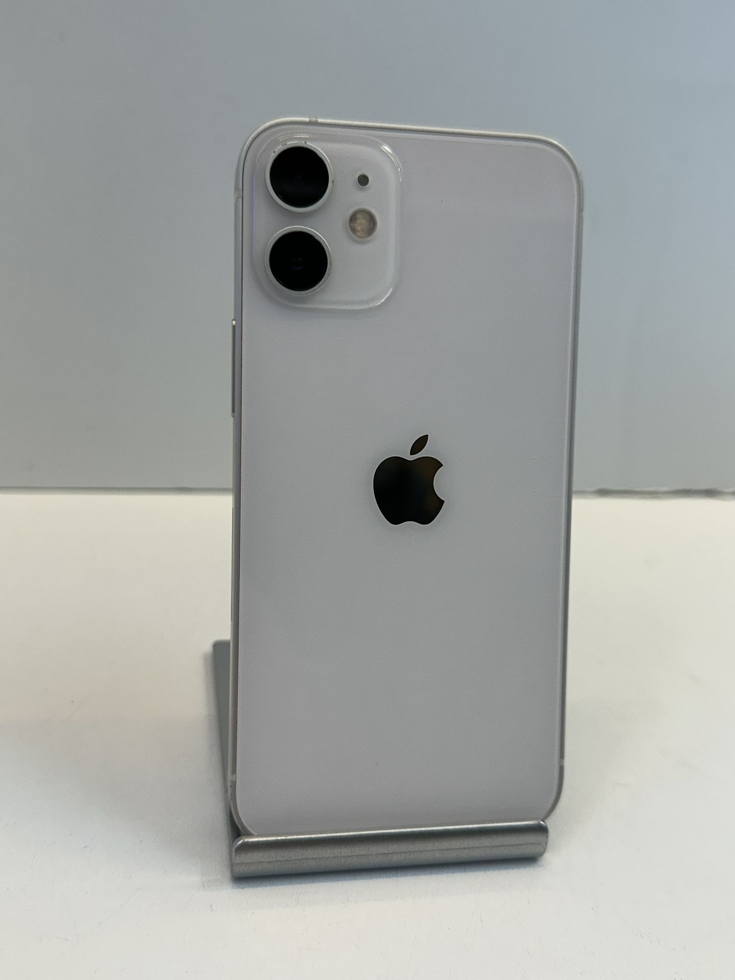 Apple iPhone 12 MINI 256gb. ( Fully Unlocked )