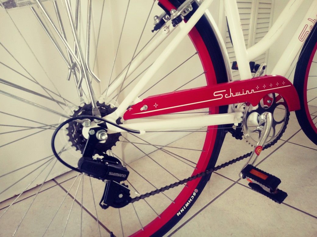 schwinn hybrid mountain bike