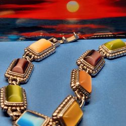 #2141, PREMIER DESIGNS MOONGLOW CABOCHON VINTAGE BRACELET.7.5"
