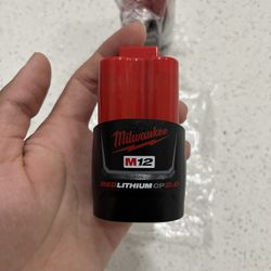 Milwaukee M12 2.0 Battery 