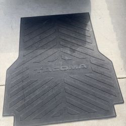 Short Bed Mat 09 Tacoma 