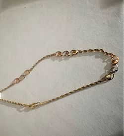 10K Tri-Color Heart Bracelet ✨